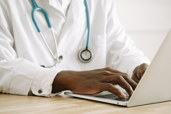 Die optimale Klinik Website: 10 agile Schritte für den digitalen Erfolg
